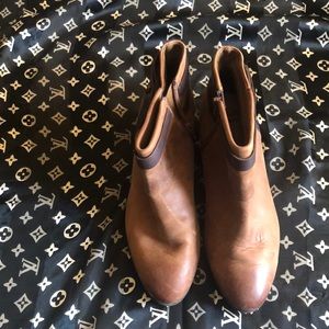 Clarks women boots size 8.5